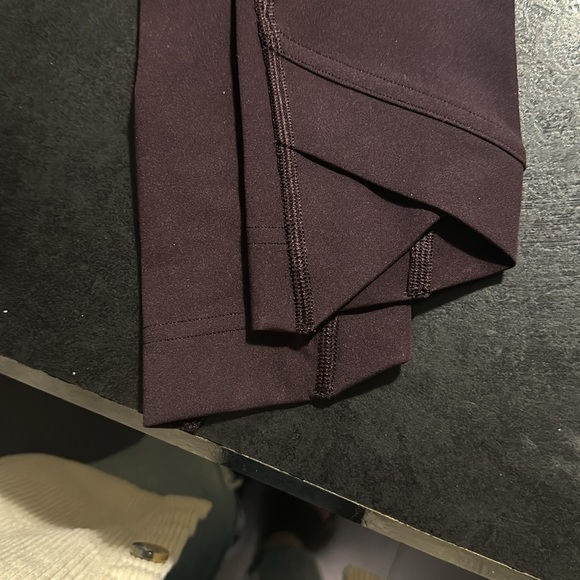 Gymshark leggings, plum brown - Picture 3 of 4